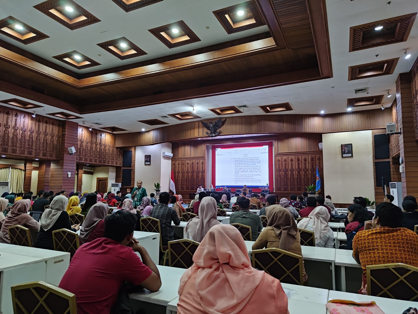 Diskominfo Mengikuti Sosialisasi Pelaksanaan Pengelolaan Penggunaan Penyedia Jasa Lainnya Perorangan di Lingkungan Pemerintah Kota Semarang